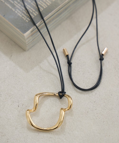 Paradise Picnic（パラダイスピクニック）の「story. チャームにもなるネックレス（ネックレス・レディース・ブラック・FREE）」の9枚目の写真