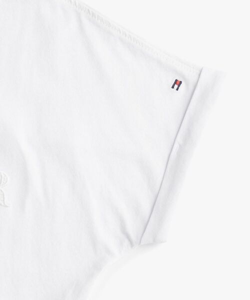 TOMMY HILFIGER（トミーヒルフィガー）の「GIRLS ヒルフィガーエンブロイダリーワンピース（ワンピース・キッズ・ホワイト・140cm/150cm/160cm/130cm）」の6枚目の写真