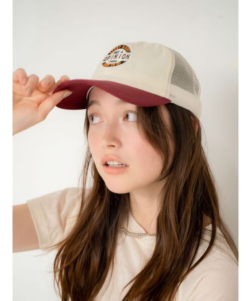 Ungrid(アングリッド)の「ワッペンデザインメッシュキャップ(キャップ・レディース・ベージュ/ネイビー/オフホワイト・FREE)」の12枚目の写真