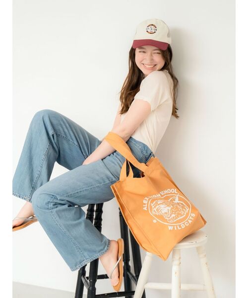 Ungrid(アングリッド)の「ワッペンデザインメッシュキャップ(キャップ・レディース・ベージュ/ネイビー/オフホワイト・FREE)」の16枚目の写真