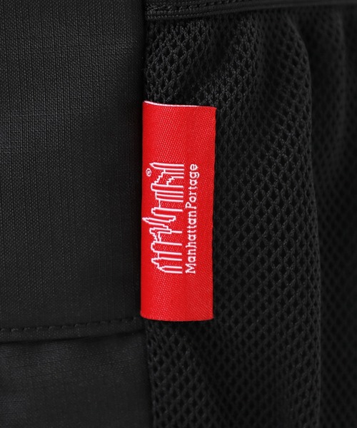 Manhattan Portage(マンハッタンポーテージ)の「EDGE PACKER ACTION BAG JR(バックパック/リュック・メンズ・ブラック・MEDIUM)」の7枚目の写真