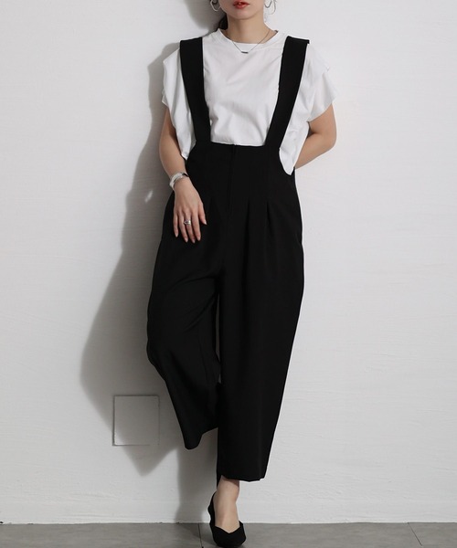 Sawa a la mode(サワアラモード)の「タック入りサロペットワイドパンツ(サロペット/オーバーオール・レディース・ブラック・FREE)」の1枚目の写真