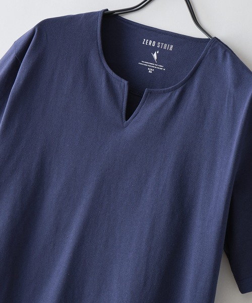LB/S (エルビーエス)の「【汗染みの目立ちにくいTシャツ ZEROSTAIN/ゼロステイン】キーネックTシャツ 防汚 UVカット 綿タッチ・厚手(Tシャツ/カットソー・メンズ・ホワイト/ネイビー/ブラック/オフホワイト・MEDIUM/X-LARGE/LARGE)」の10枚目の写真