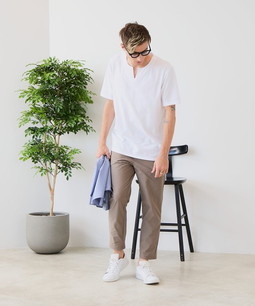 LB/S (エルビーエス)の「【汗染みの目立ちにくいTシャツ ZEROSTAIN/ゼロステイン】キーネックTシャツ 防汚 UVカット 綿タッチ・厚手(Tシャツ/カットソー・メンズ・ホワイト/ネイビー/ブラック/オフホワイト・MEDIUM/X-LARGE/LARGE)」の18枚目の写真