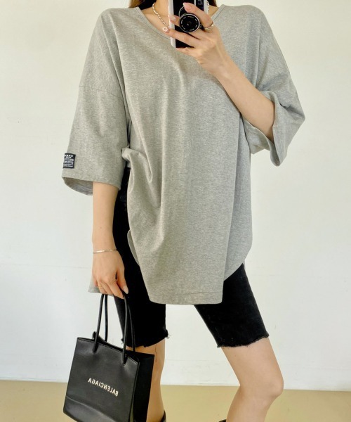 VIVID LADY(ビビッドレディー)の「ビックシルエット半袖Tシャツ 綿100%(Tシャツ/カットソー・レディース・ホワイト/グレー/ブラック・FREE)」の11枚目の写真