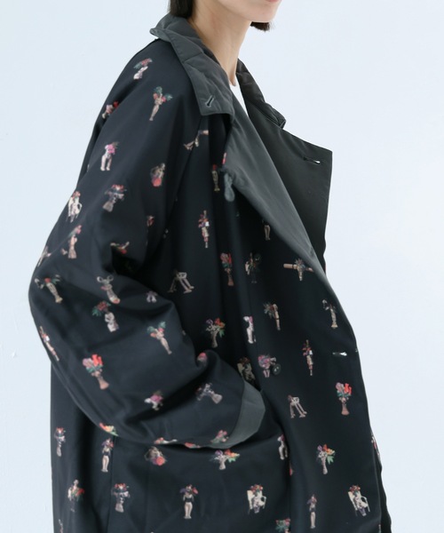 bedsidedrama(ベットサイドドラマ)の「Star Relic Reversible Coat(ステンカラーコート・レディース・ブラック/ベージュ・1/2)」の5枚目の写真