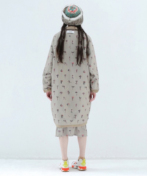 bedsidedrama(ベットサイドドラマ)の「Star Relic Reversible Coat(ステンカラーコート・レディース・ブラック/ベージュ・1/2)」の12枚目の写真