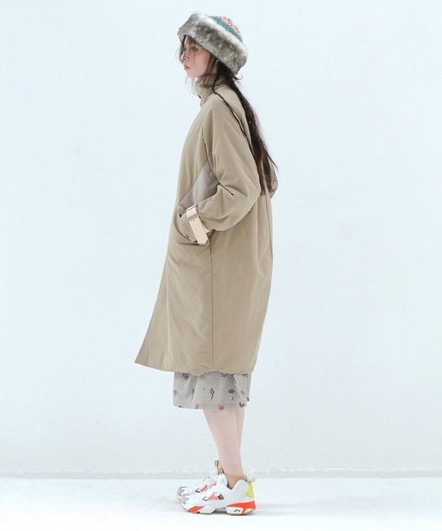 bedsidedrama(ベットサイドドラマ)の「Star Relic Reversible Coat(ステンカラーコート・レディース・ブラック/ベージュ・1/2)」の8枚目の写真