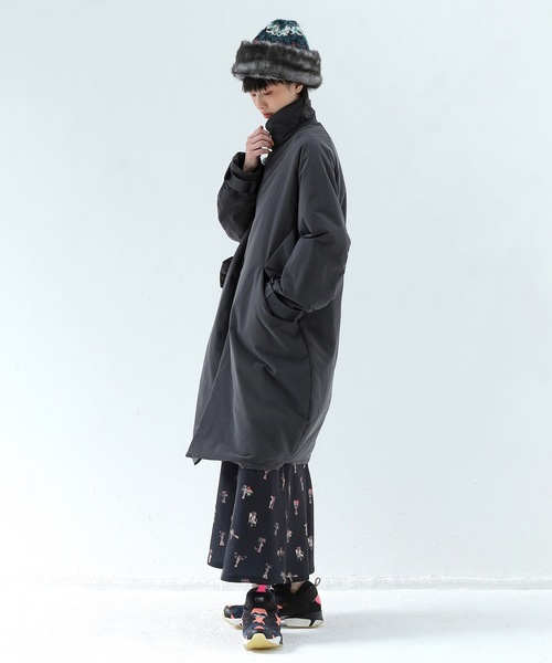 bedsidedrama(ベットサイドドラマ)の「Star Relic Reversible Coat(ステンカラーコート・レディース・ブラック/ベージュ・1/2)」の14枚目の写真