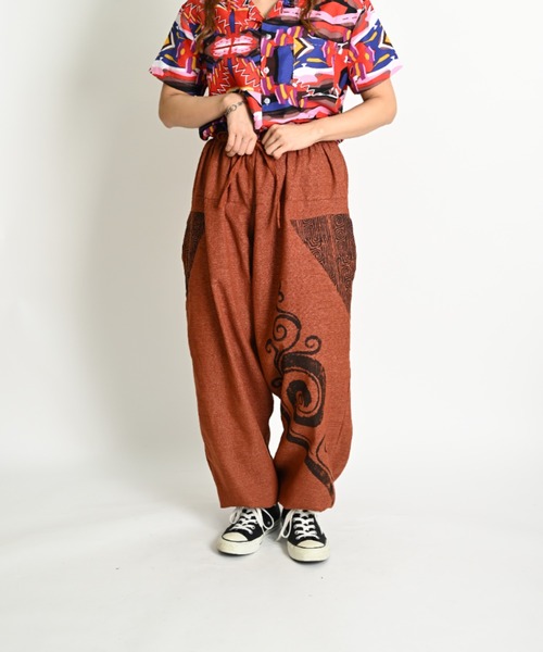 MARAI(マーライ)の「切り替えワンポイントサルエルパンツ(その他パンツ・メンズ・レンガ/ブラウン/パープル/ブルー/カーキ/ベージュ/ブラック・FREE)」の12枚目の写真