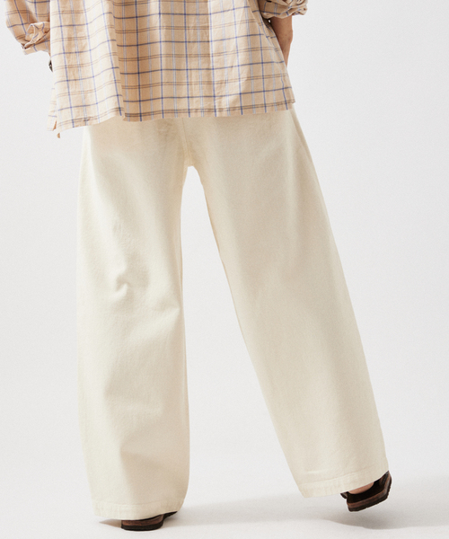 JOURNAL STANDARD relume（ジャーナルスタンダード　レリューム）の「12オンス ベルテッド デニムスラックス（デニムパンツ・メンズ・ブルー系その他/ブラックミックス/アイボリー・MEDIUM/LARGE/SMALL）」の14枚目の写真