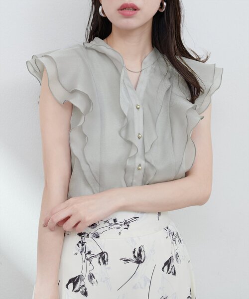 natural couture(ナチュラルクチュール)の「ラッフルフリルキーネックブラウス(シャツ/ブラウス・レディース・グレー/アイボリー/ライトベージュ/ピンク/ブラック/その他1・FREE)」の20枚目の写真