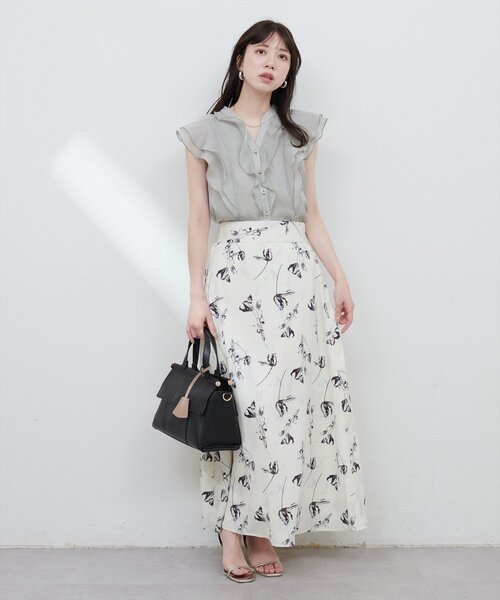 natural couture(ナチュラルクチュール)の「ラッフルフリルキーネックブラウス(シャツ/ブラウス・レディース・グレー/アイボリー/ライトベージュ/ピンク/ブラック/その他1・FREE)」の22枚目の写真