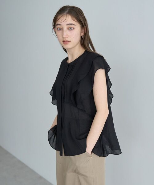 YECCA VECCA（イェッカヴェッカ）の「シアーラッフルブラウス（シャツ/ブラウス・レディース・イエロー/ブラック/オフホワイト・FREE）」の16枚目の写真