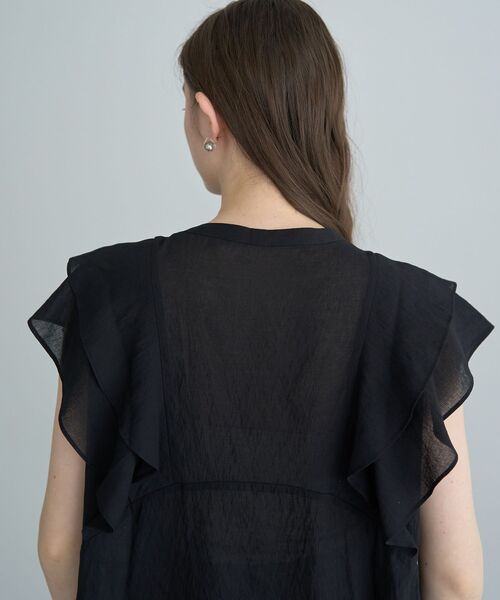 YECCA VECCA（イェッカヴェッカ）の「シアーラッフルブラウス（シャツ/ブラウス・レディース・イエロー/ブラック/オフホワイト・FREE）」の21枚目の写真