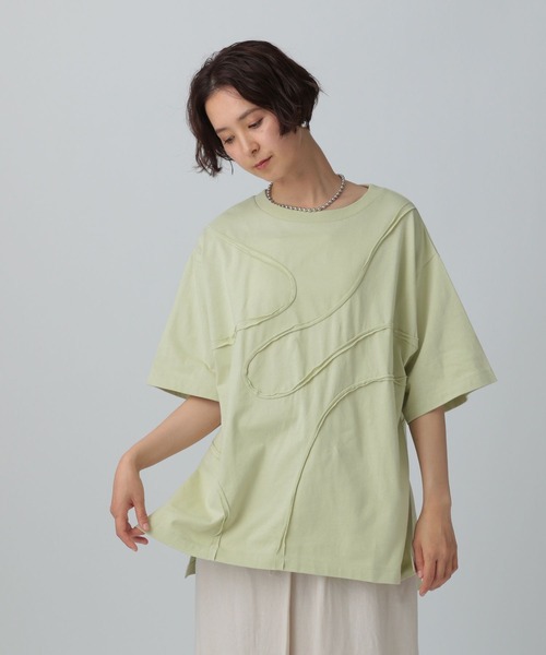 LEPSIM(レプシィム)の「カーブデザインTシャツ 327853(Tシャツ/カットソー・レディース・アイボリー/チャコールグレー/ライトグリーン・FREE)」の2枚目の写真