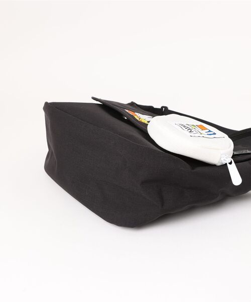 Manhattan Portage(マンハッタンポーテージ)の「DUET SHOULDER BAG 500D CORDURA MIFFY 70TH(ショルダーバッグ・レディース・ブラック・SMALL)」の18枚目の写真