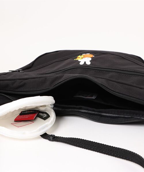 Manhattan Portage(マンハッタンポーテージ)の「DUET SHOULDER BAG 500D CORDURA MIFFY 70TH(ショルダーバッグ・レディース・ブラック・SMALL)」の19枚目の写真