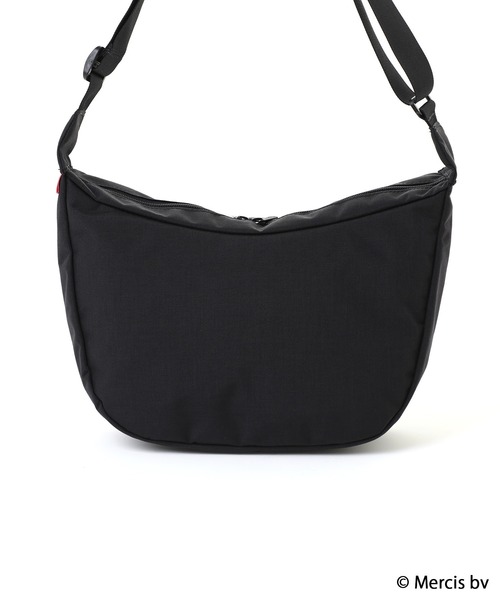 Manhattan Portage(マンハッタンポーテージ)の「DUET SHOULDER BAG 500D CORDURA MIFFY 70TH(ショルダーバッグ・レディース・ブラック・SMALL)」の14枚目の写真