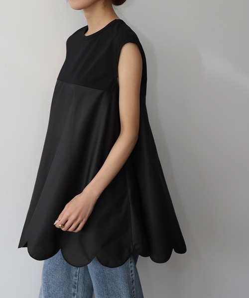 ELFRANK(エルフランク)の「裾フレアスカラップドッキングカットソー(Tシャツ/カットソー・レディース・オフホワイト/ブラック・FREE)」の7枚目の写真
