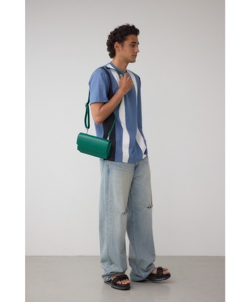 AZUL by moussy(アズールバイマウジー)の「スクエア2ウェイバッグ(ショルダーバッグ・メンズ・ブラック/ブルー/グリーン・FREE)」の15枚目の写真