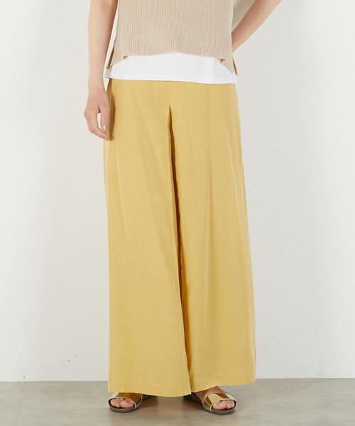 MELROSE claire(メルローズ クレール)の「【テンセルリネンセンタータックフレアパンツ】(その他パンツ・レディース・ネイビー/グレー/イエロー・2/3)」の1枚目の写真