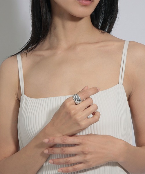 LAH(エルエーエイチ)の「リング(リング・レディース・シルバー・#13/#17)」の4枚目の写真