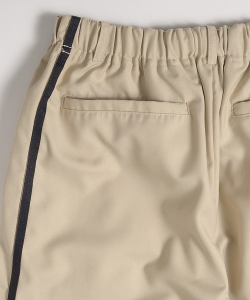 MUHET(ミュエータ)の「double line easy pants / ラインイージーパンツ(スラックス・レディース・チャコールグレー/ベージュ・MEDIUM/LARGE/SMALL)」の21枚目の写真