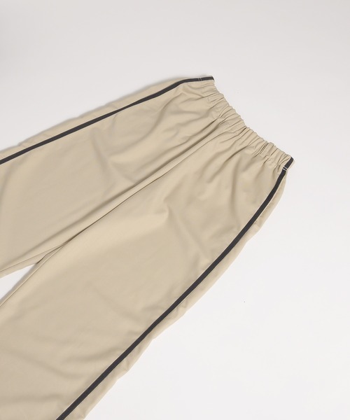 MUHET(ミュエータ)の「double line easy pants / ラインイージーパンツ(スラックス・レディース・チャコールグレー/ベージュ・MEDIUM/LARGE/SMALL)」の20枚目の写真