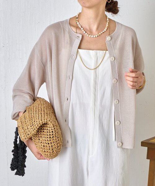 Jena espace merveilleux(ジェナ エスパスメルヴェイユ)の「クルーネック細ギマカーディガン(カーディガン/ボレロ・レディース・グレー/ブラウン/レッド・FREE)」の7枚目の写真