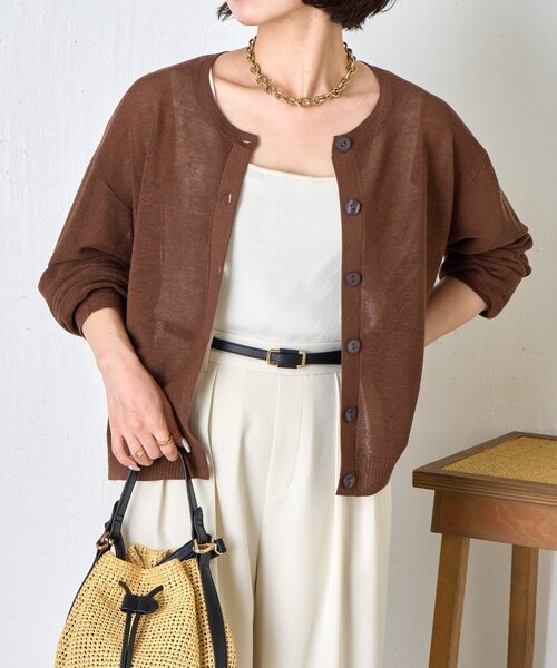 Jena espace merveilleux(ジェナ エスパスメルヴェイユ)の「クルーネック細ギマカーディガン(カーディガン/ボレロ・レディース・グレー/ブラウン/レッド・FREE)」の20枚目の写真