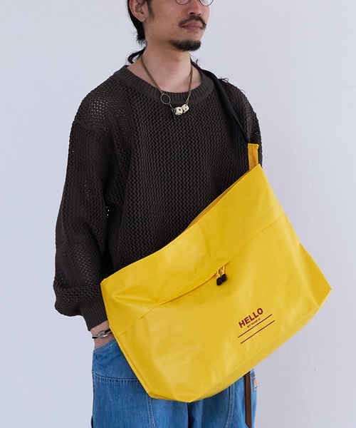 1/2 HALF(ニブンノイチハーフ)の「1/2HALF TARPOLIN MESSENGER Lsize(メッセンジャーバッグ・メンズ・イエロー/オレンジ/レッド/ホワイト/ブルー/ブラック/エメラルド/オリーブ・FREE)」の7枚目の写真
