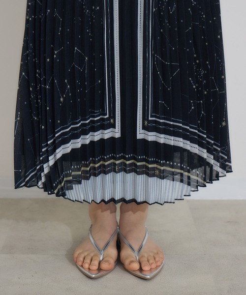 KATHARINE ROSS（キャサリンロス）の「【KATHARINE ROSS】キャサリンロススタープリントワンピース（ワンピース・レディース・ブラック/アイボリー・MEDIUM）」の8枚目の写真