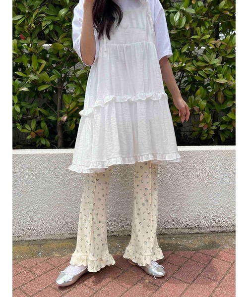 WC(ダブル シー)の「《2025新作》リトルフラワーフリルフレアパンツ(その他パンツ・レディース・ピンク/グレー/アイボリー・FREE)」の17枚目の写真