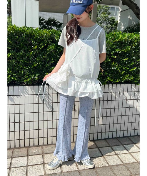 WC(ダブル シー)の「《2025新作》リトルフラワーフリルフレアパンツ(その他パンツ・レディース・ピンク/グレー/アイボリー・FREE)」の19枚目の写真