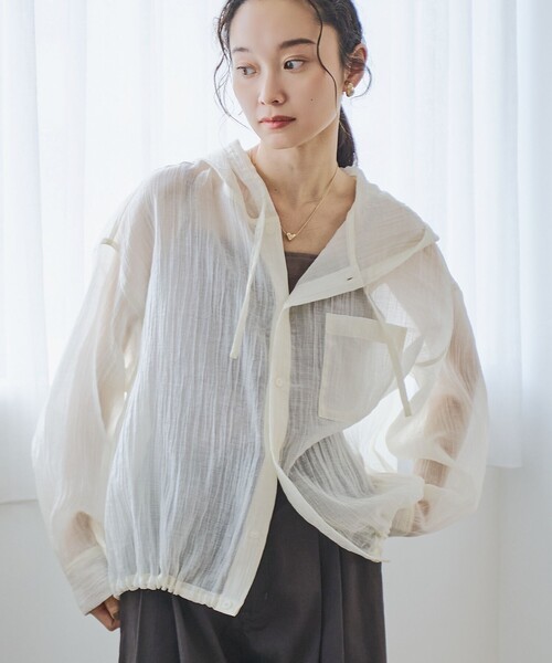 coen(コーエン)の「シアーワッシャーフーディシャツ(シャツ/ブラウス・レディース・オフホワイト/ブラック/ベージュ・L/M)」の5枚目の写真