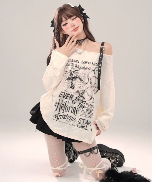 lilful(リルフル)の「【新色ブラック追加!】オーバーサイズ ダメージプリントワンショルシアーニットソー(その他トップス・レディース・アイボリー/ダークグレー/ブラック・S/M)」の18枚目の写真