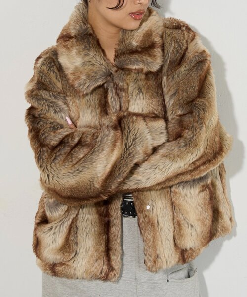 WHO'S WHO gallery（フーズフーギャラリー）の「【2サイズ展開】FAUX JACKET/ファージャケット（その他アウター・レディース・ブラウン/オフホワイト/ダークブラウン・LARGE/MEDIUM）」の12枚目の写真