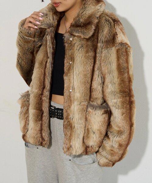 WHO'S WHO gallery（フーズフーギャラリー）の「【2サイズ展開】FAUX JACKET/ファージャケット（その他アウター・レディース・ブラウン/オフホワイト/ダークブラウン・LARGE/MEDIUM）」の13枚目の写真