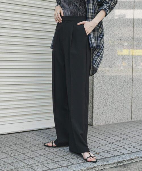 SENSE OF PLACE by URBAN RESEARCH(センスオブプレイスバイアーバンリサーチ)の「センタープレスストレートパンツ(その他パンツ・レディース・ブラック/グレー/ブラウン系その他・TALL/LARGE/SMALL/MEDIUM/X-SMALL)」の13枚目の写真