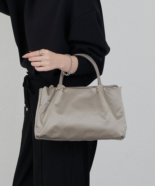 russet（ラシット）の「ナイロン三層2WAYミニトートバッグ（トートバッグ・レディース・ブラウン系その他/キナリ/ライトグレー/ブラック/ブラック×ブルー・FREE）」の6枚目の写真