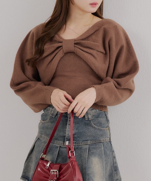 continuer de NICE CLAUP（コンティニューデナイスクラップ）の「リボン+キャミセットニット（ニット/セーター・レディース・オフホワイト/トップグレー/ブラック/ピンク/ブラウン/ブルー・FREE）」の2枚目の写真