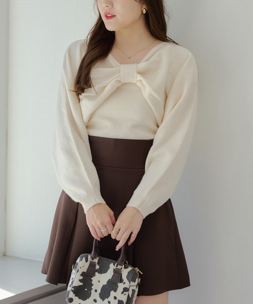 continuer de NICE CLAUP（コンティニューデナイスクラップ）の「リボン+キャミセットニット（ニット/セーター・レディース・オフホワイト/トップグレー/ブラック/ピンク/ブラウン/ブルー・FREE）」の9枚目の写真