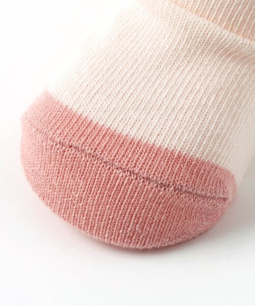 Ampersand（アンパサンド）の「ワンポイントデザインチェック ベビーソックス（ベビーシューズ/ベビーソックス・キッズ・ピンク/ベージュ・9/12）」の8枚目の写真