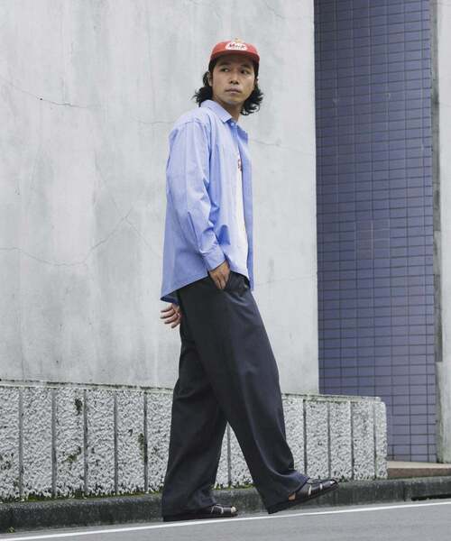 JOURNAL STANDARD relume（ジャーナルスタンダード　レリューム）の「JAMES FABRIC / ジェームスファブリック ブルーハケメ ライトウェイトシャツ（シャツ/ブラウス・メンズ・クリアブルー/ブルー系その他/ブルー・MEDIUM/LARGE）」の22枚目の写真