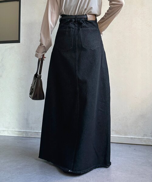 Thevon（ゼボン）の「サイドタックデニムスカート（スカート・レディース・ネイビー/ブラック・M）」の5枚目の写真