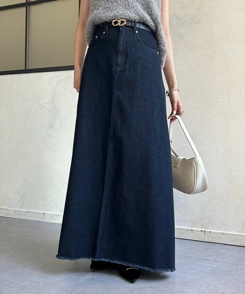 Thevon（ゼボン）の「サイドタックデニムスカート（スカート・レディース・ネイビー/ブラック・M）」の11枚目の写真