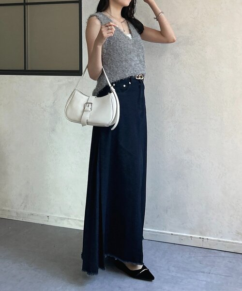 Thevon（ゼボン）の「サイドタックデニムスカート（スカート・レディース・ネイビー/ブラック・M）」の18枚目の写真