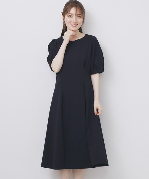 index（インデックス）の「ハートネックパフワンピース【洗濯機洗い可/UVケア/接触冷感】（ワンピース・レディース・ブラック/ブルー/ネイビー系5/チャコールグレー・42/40/38/36）」の10枚目の写真