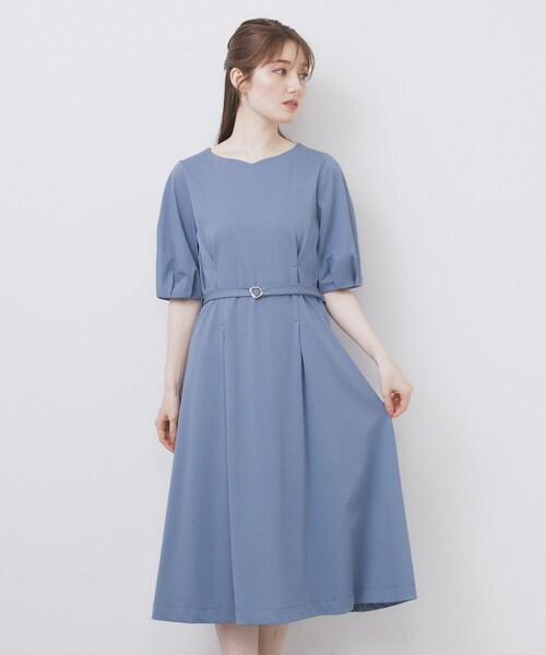 index（インデックス）の「ハートネックパフワンピース【洗濯機洗い可/UVケア/接触冷感】（ワンピース・レディース・ブラック/ブルー/ネイビー系5/チャコールグレー・42/40/38/36）」の13枚目の写真